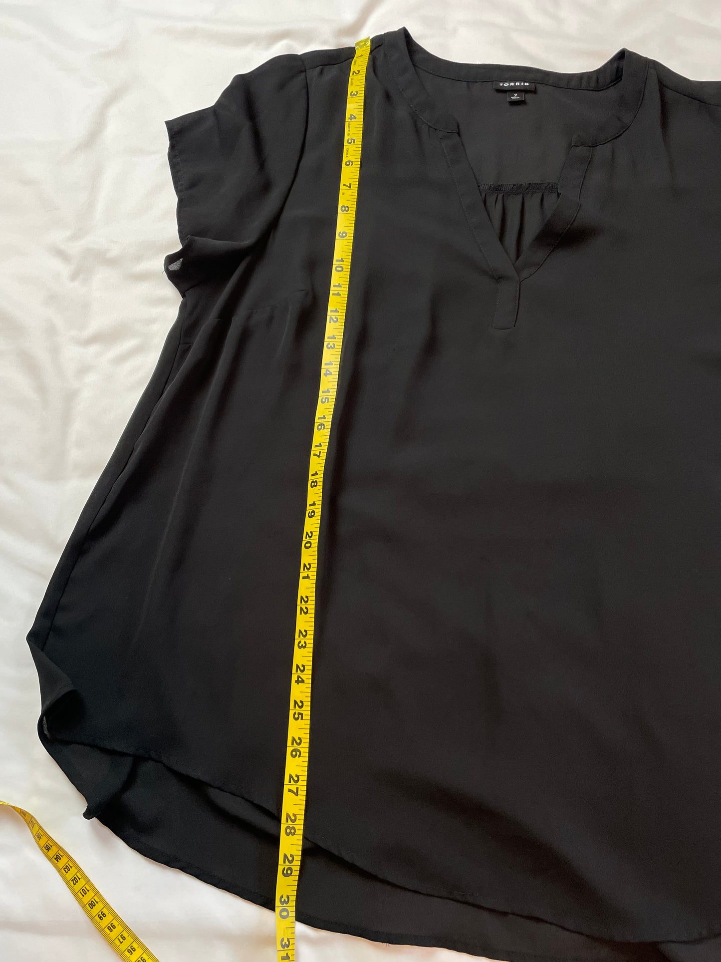 Torrid Black Short Sleeve Pullover Blouse {2XL}