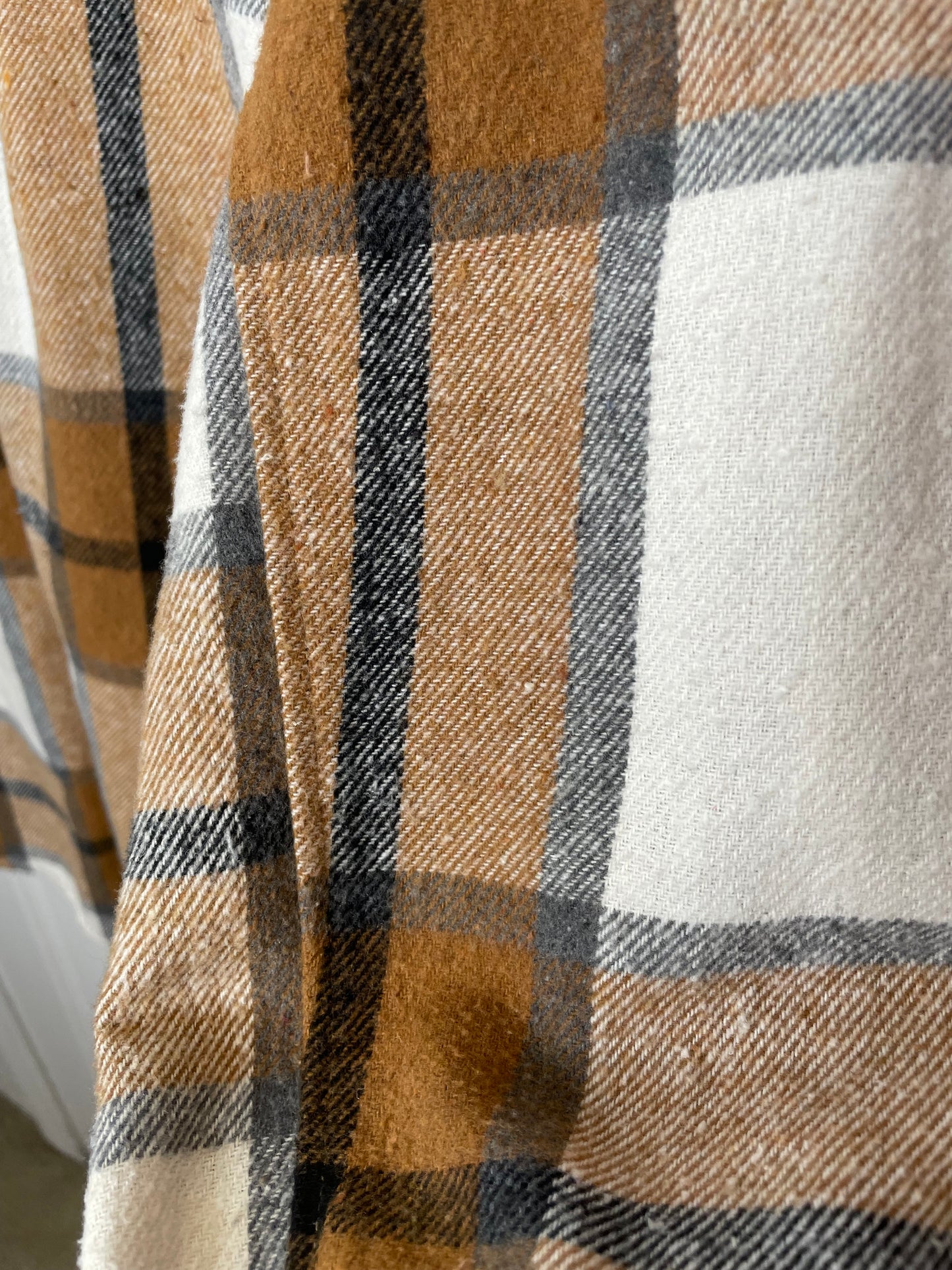 Plaid Tan and White Women's Shacket {S}