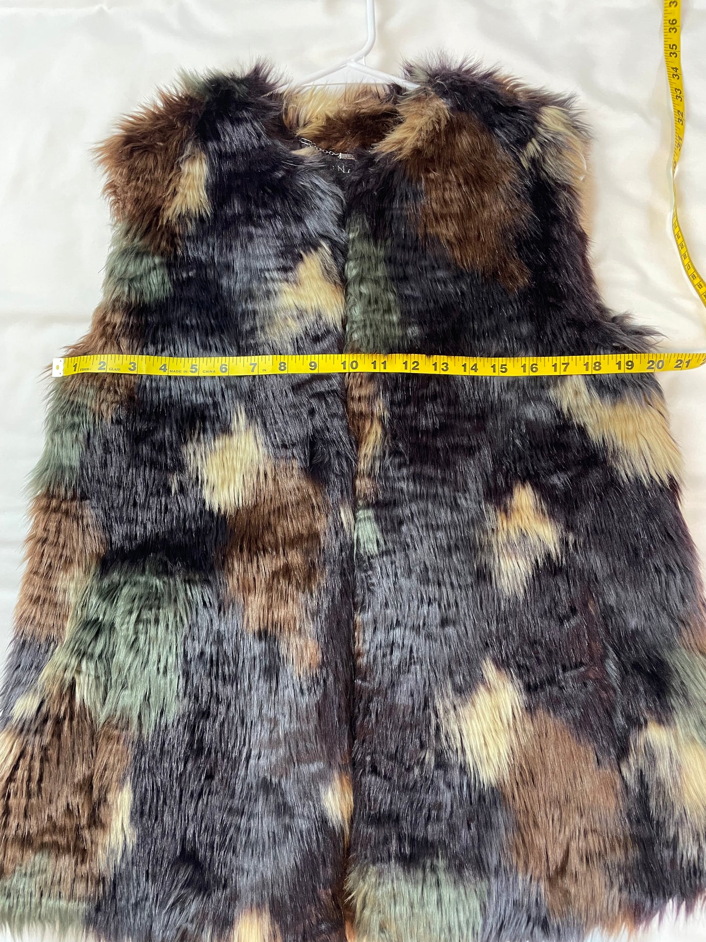 Bernardo Faux Fur Multicolor Vest {M}