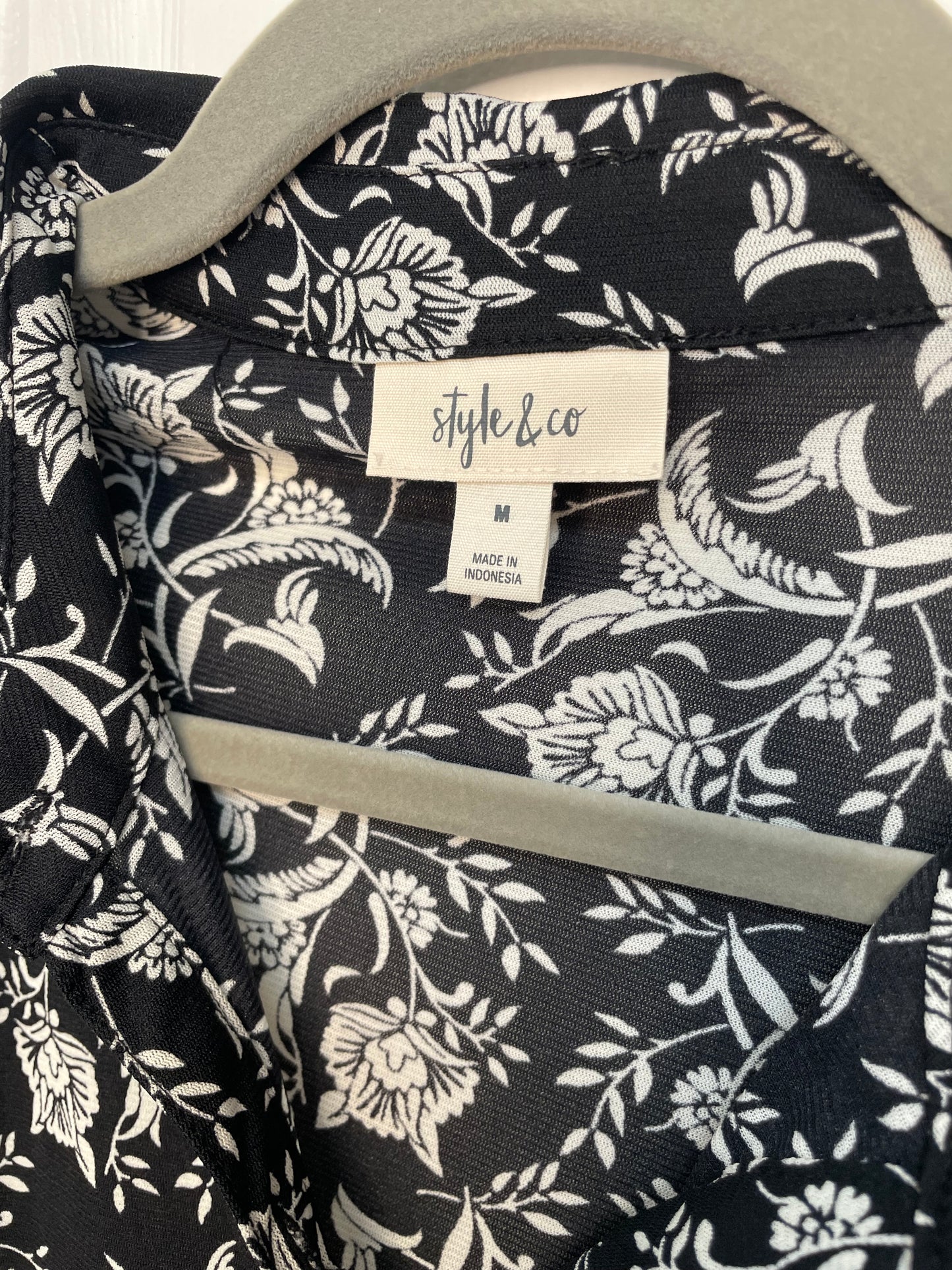 “First Baby Facebook Bundle” Blouse {M}