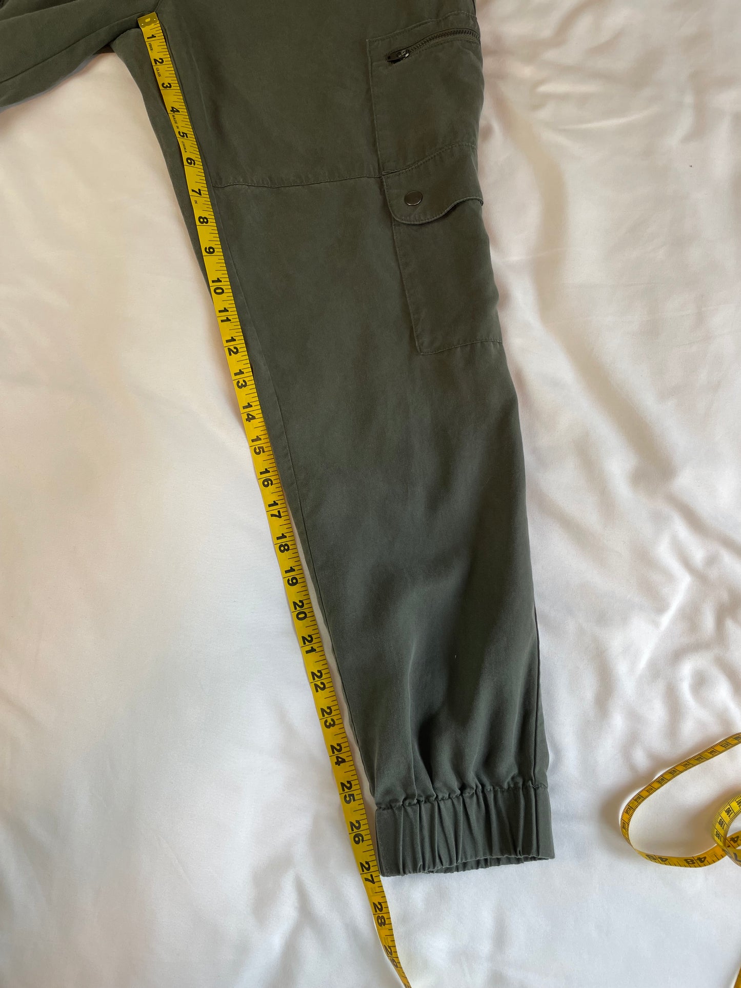 Banana Republic Factory TENCEL Cargo Jogger {M}