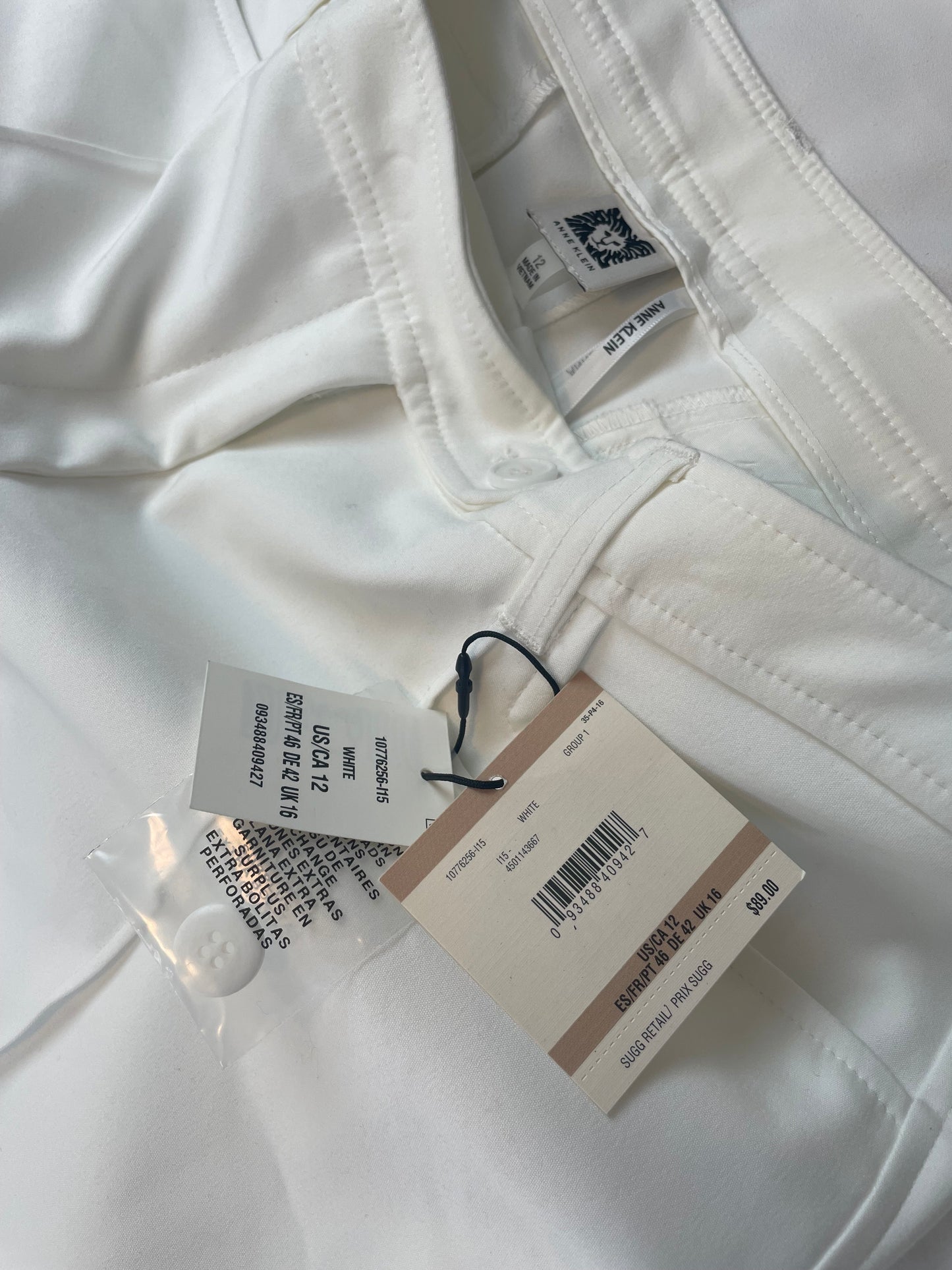NWT Anne Klein White Ankle Pants {Size 12}