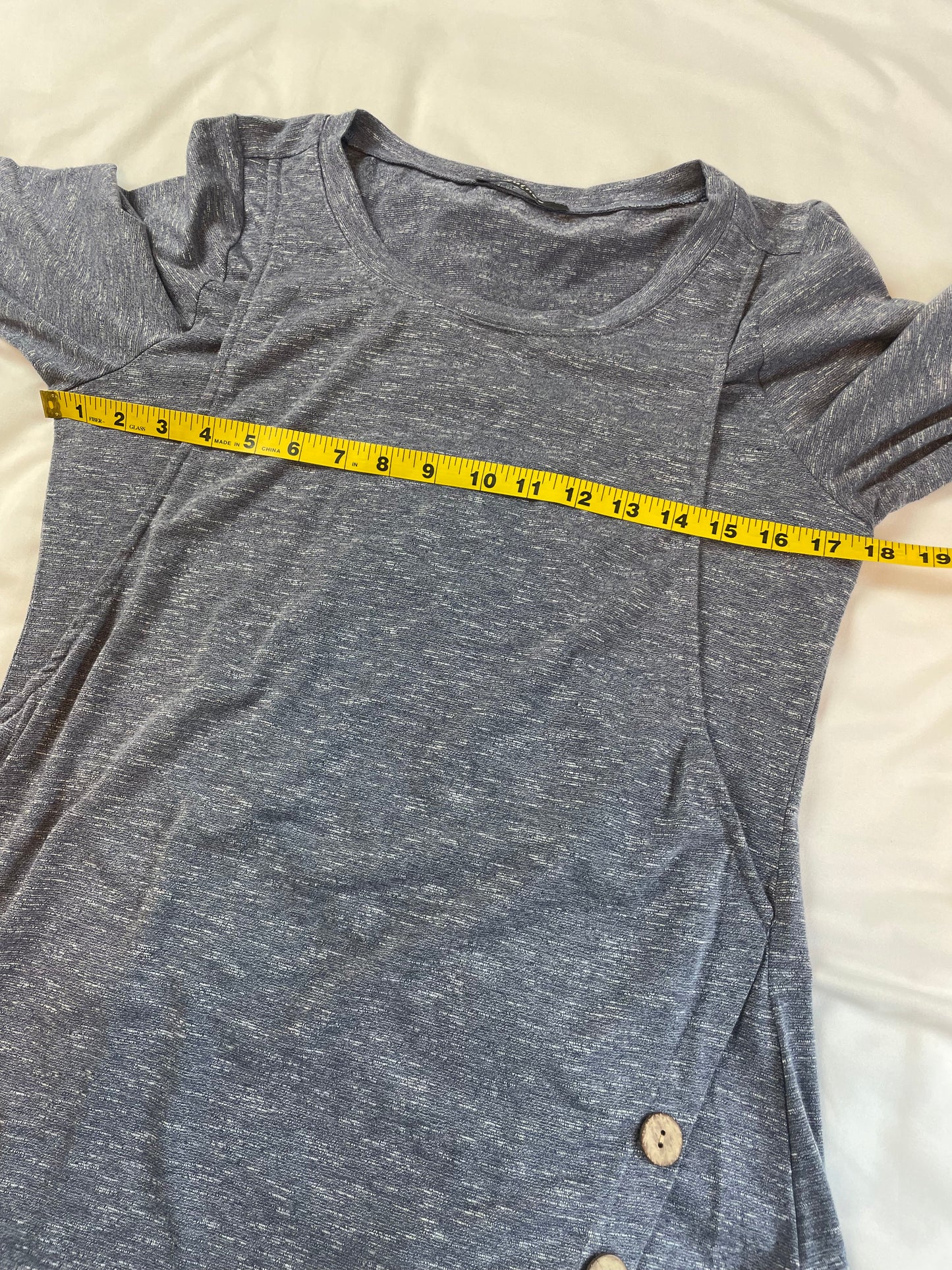 Long Sleeve Nursing and Maternity Shirt {S}