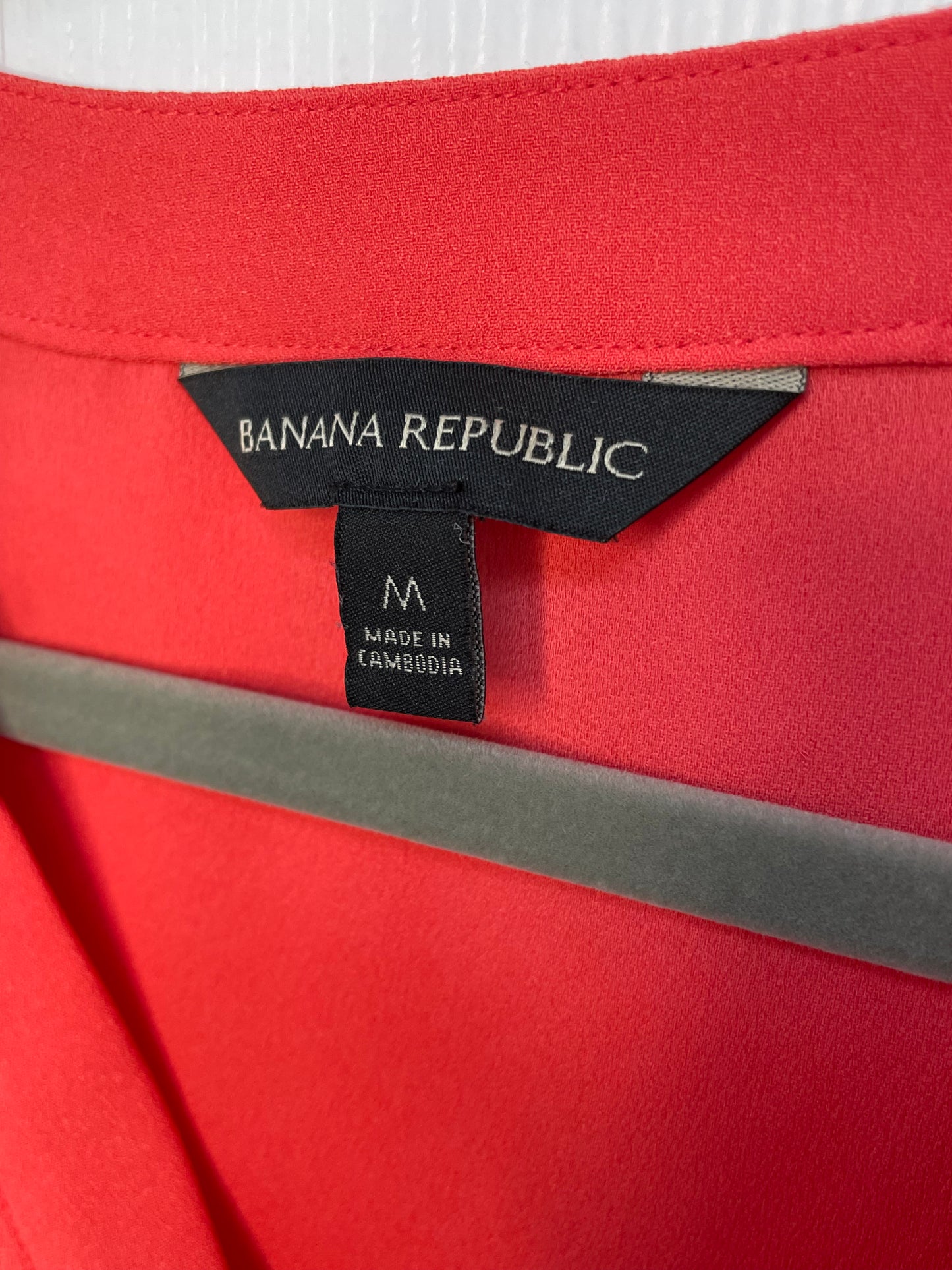 Banana Republic Women’s V-neck Dolman Sleeve Blouse {M}