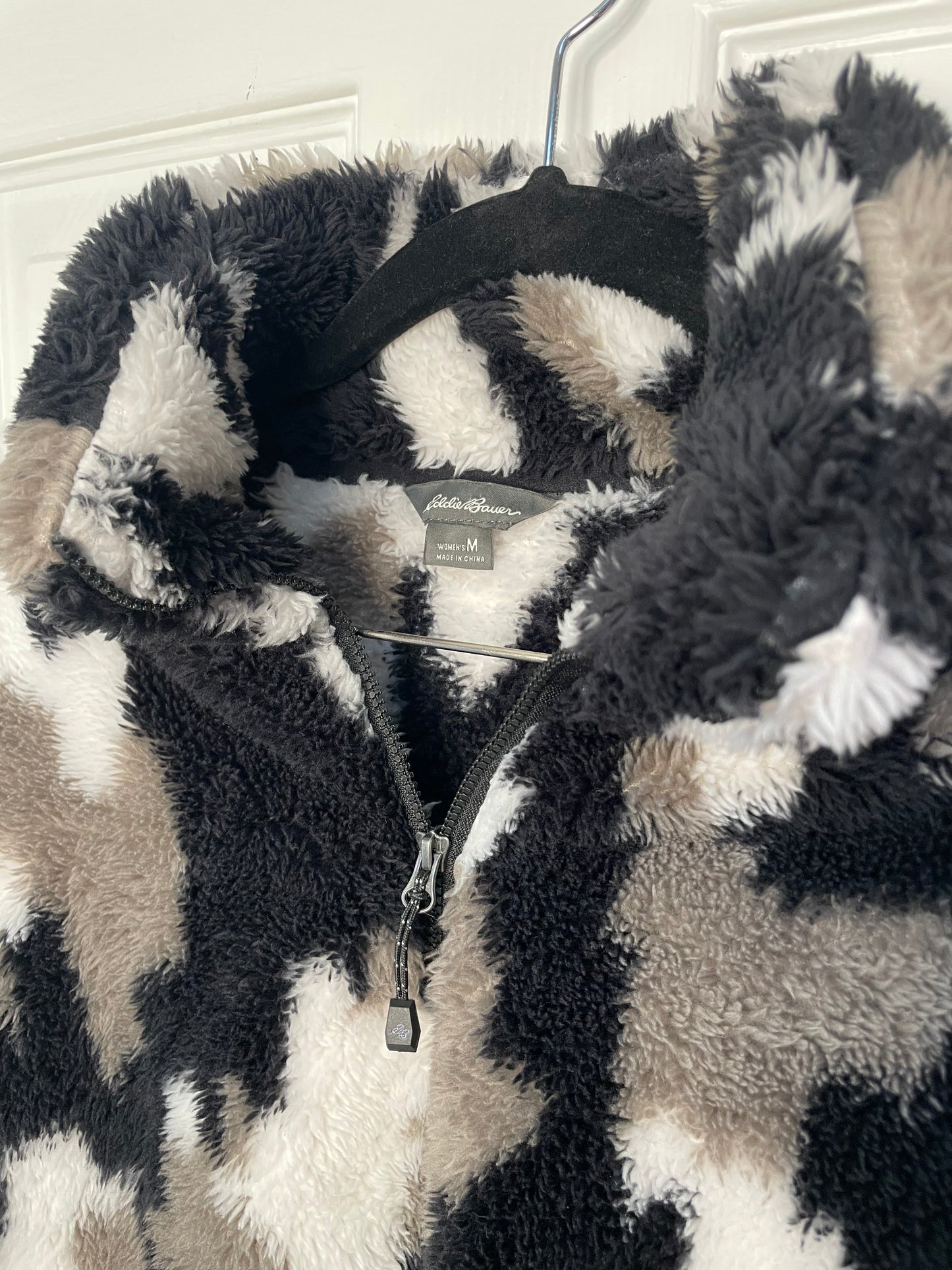 Eddie Bauer Black Camo Fleece 1/4 Zip Pullover {M}