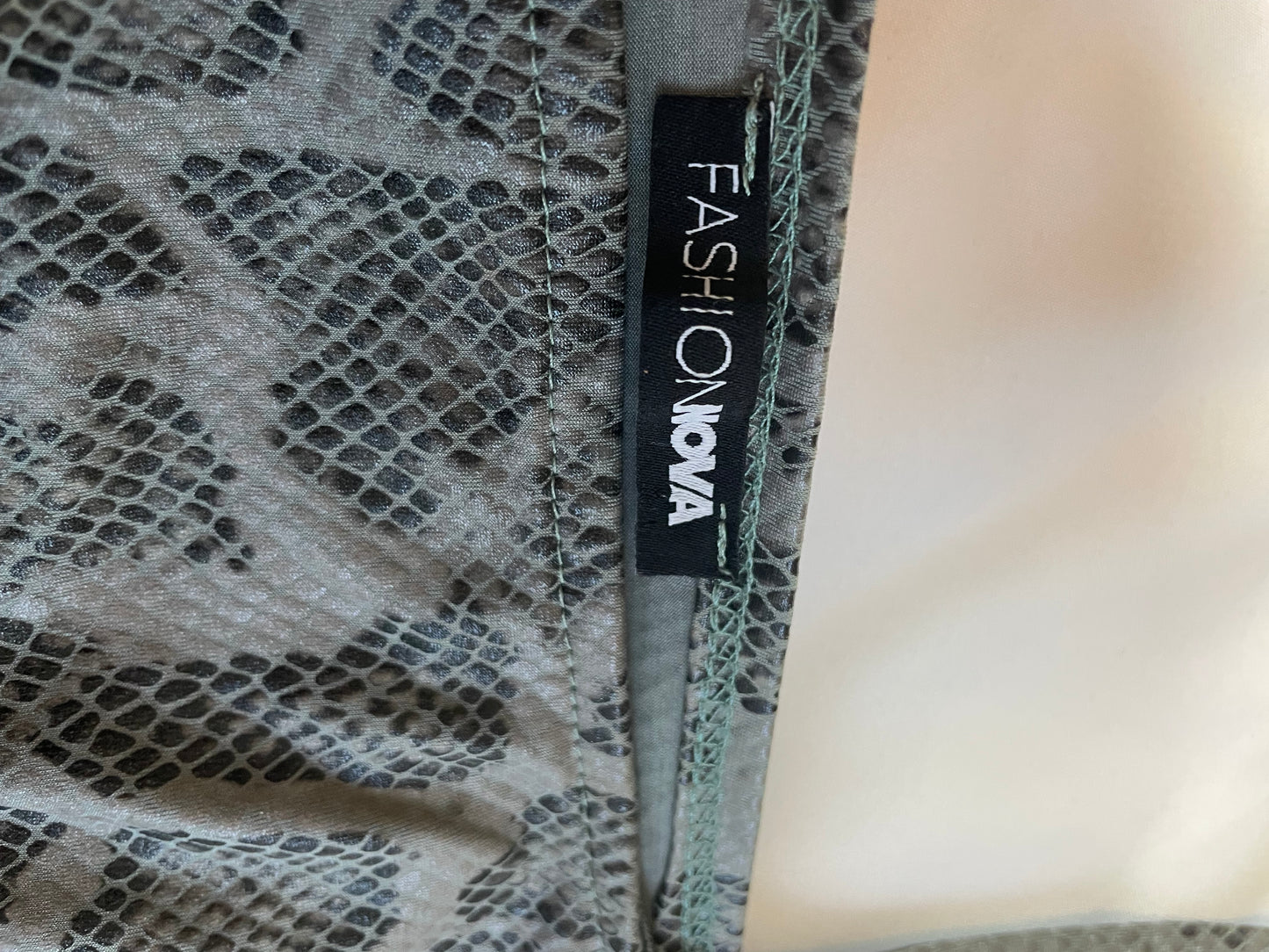 Fashion Nova Green Snakeskin Bralette {M}