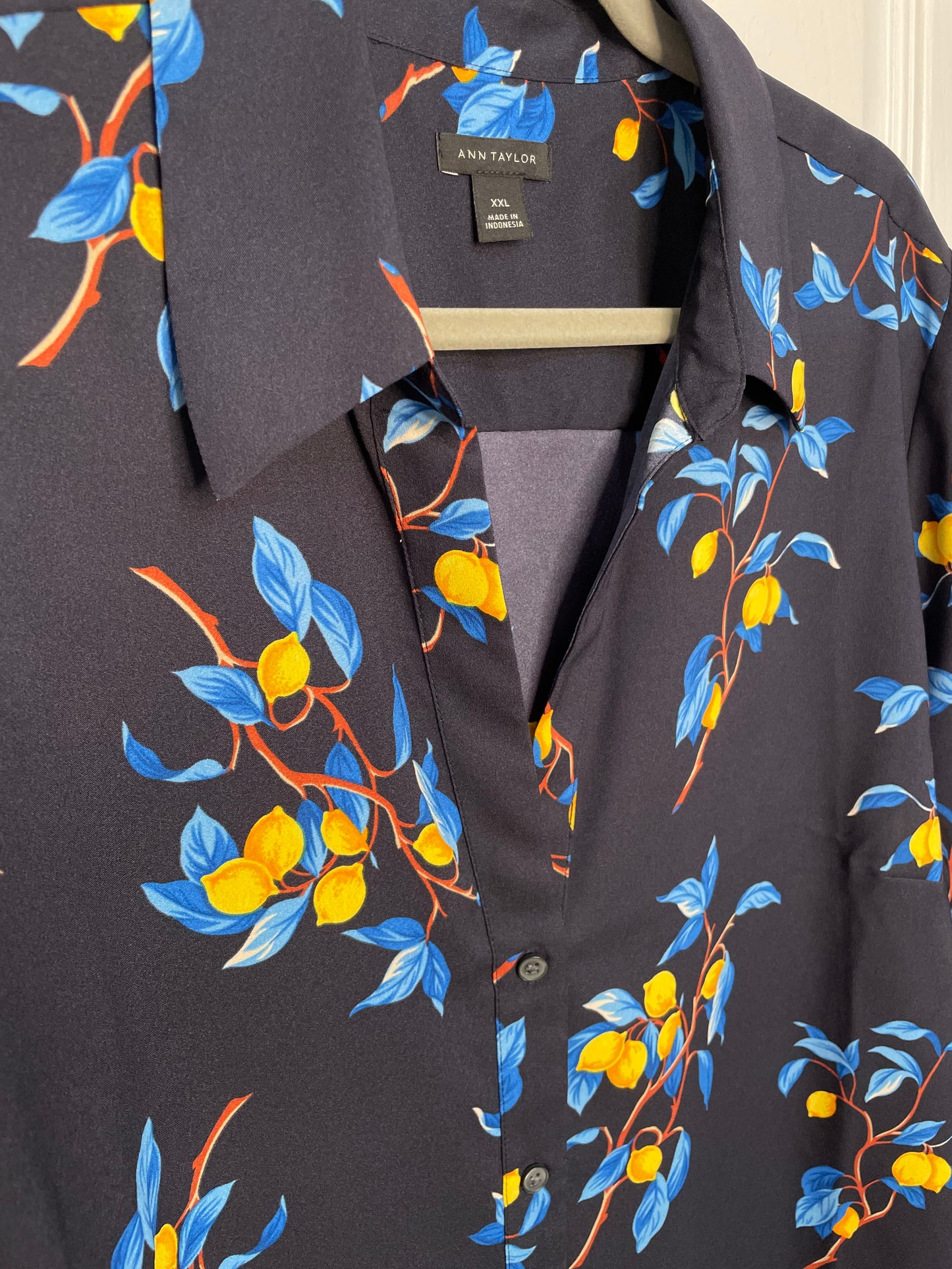 Ann Taylor Lemon Branch Essential Shirt {2XL}