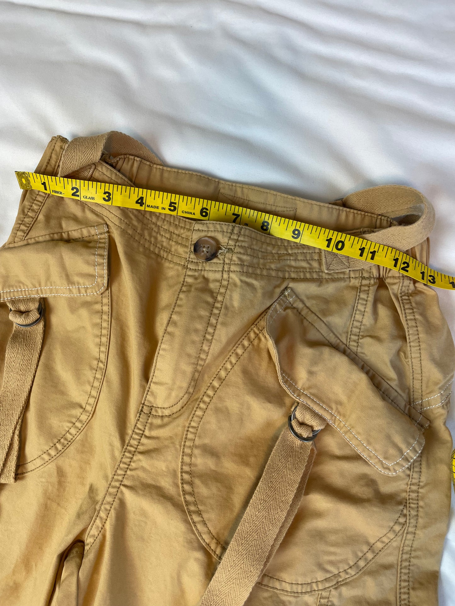 Urban Outfitters | KIMCHI BLUE | Deena Utility Capri Pant {XS}