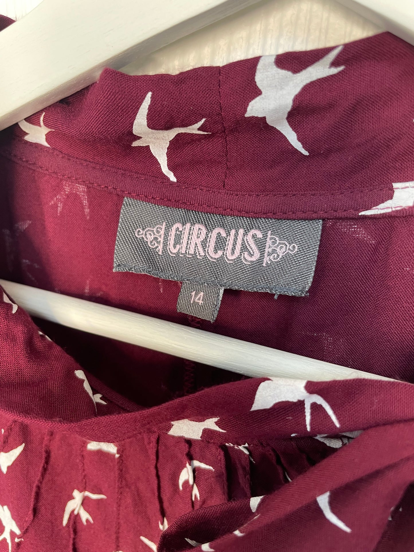 Circus | The Anna Burgundy Bird Print Women's Blouse {L}