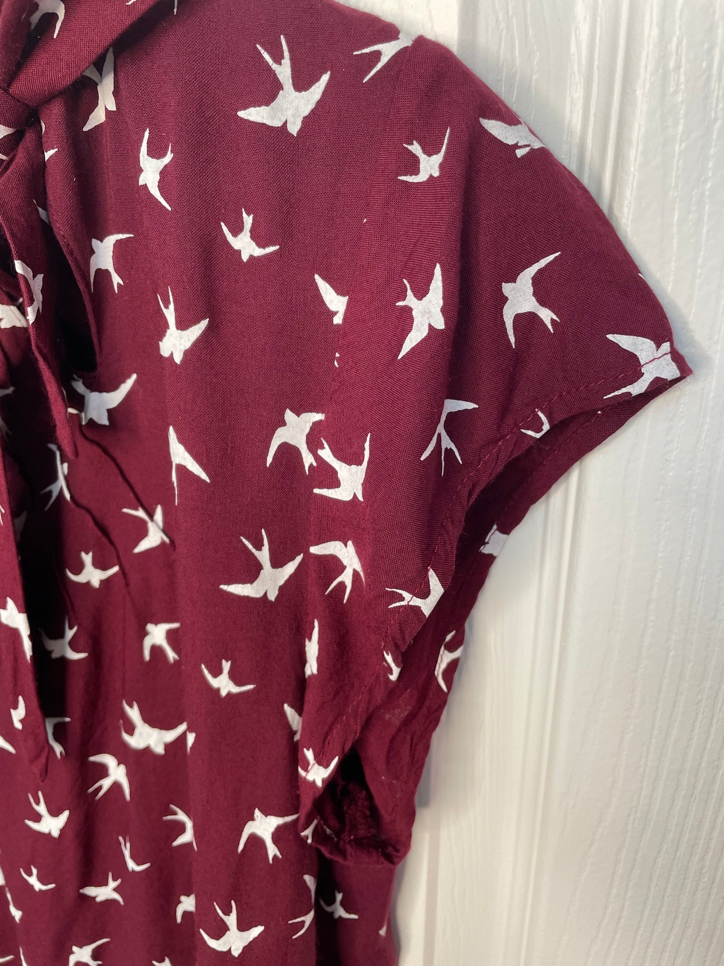 Circus | The Anna Burgundy Bird Print Women's Blouse {L}