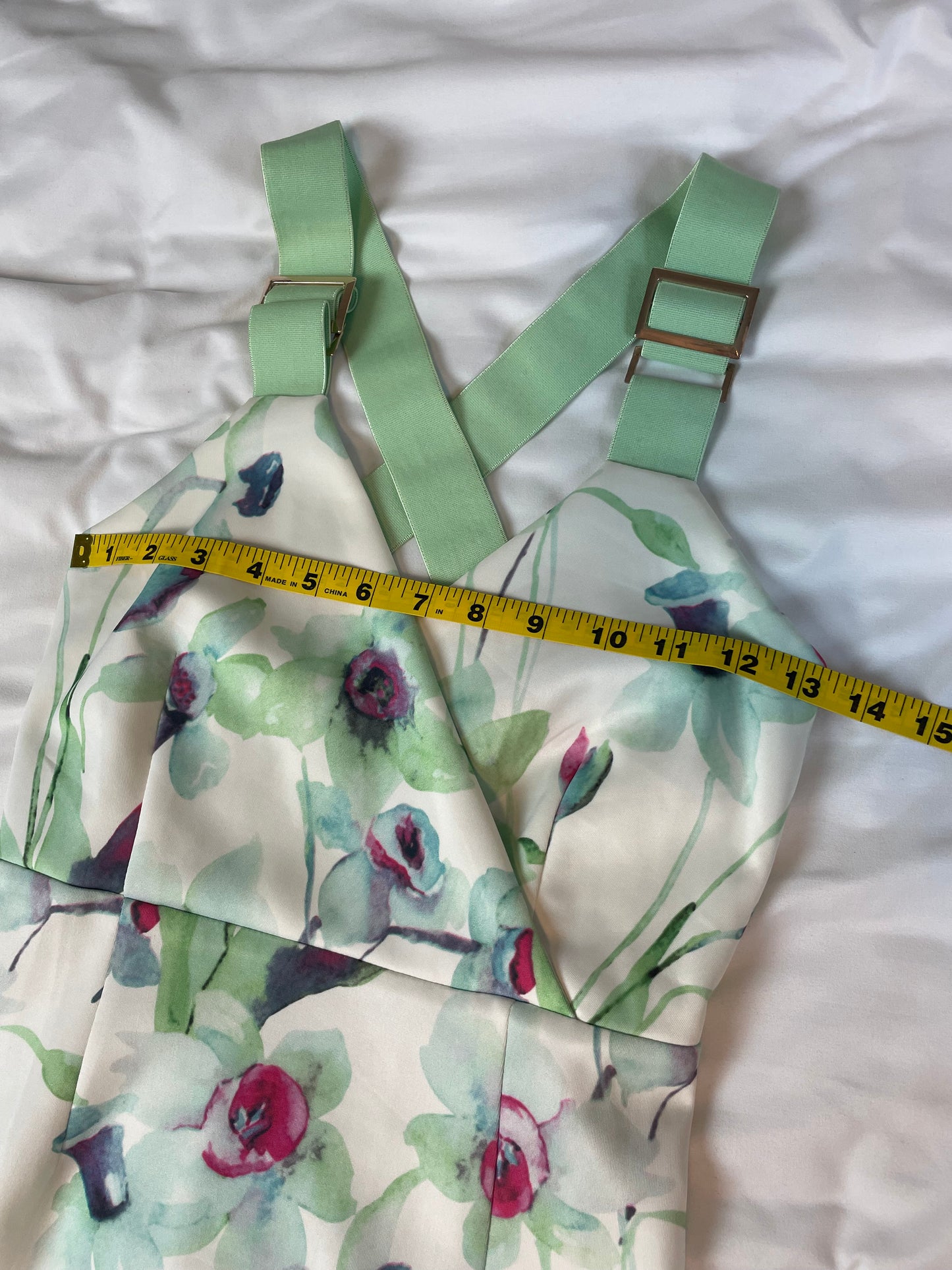 NWT VO Floral Bodycon Dress {S}