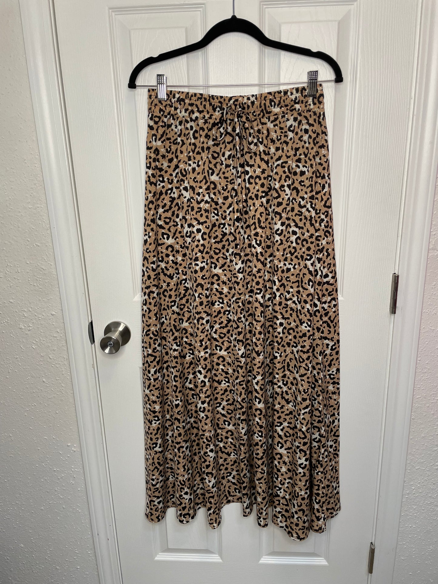 Leopard Print Maxi Skirt {M}