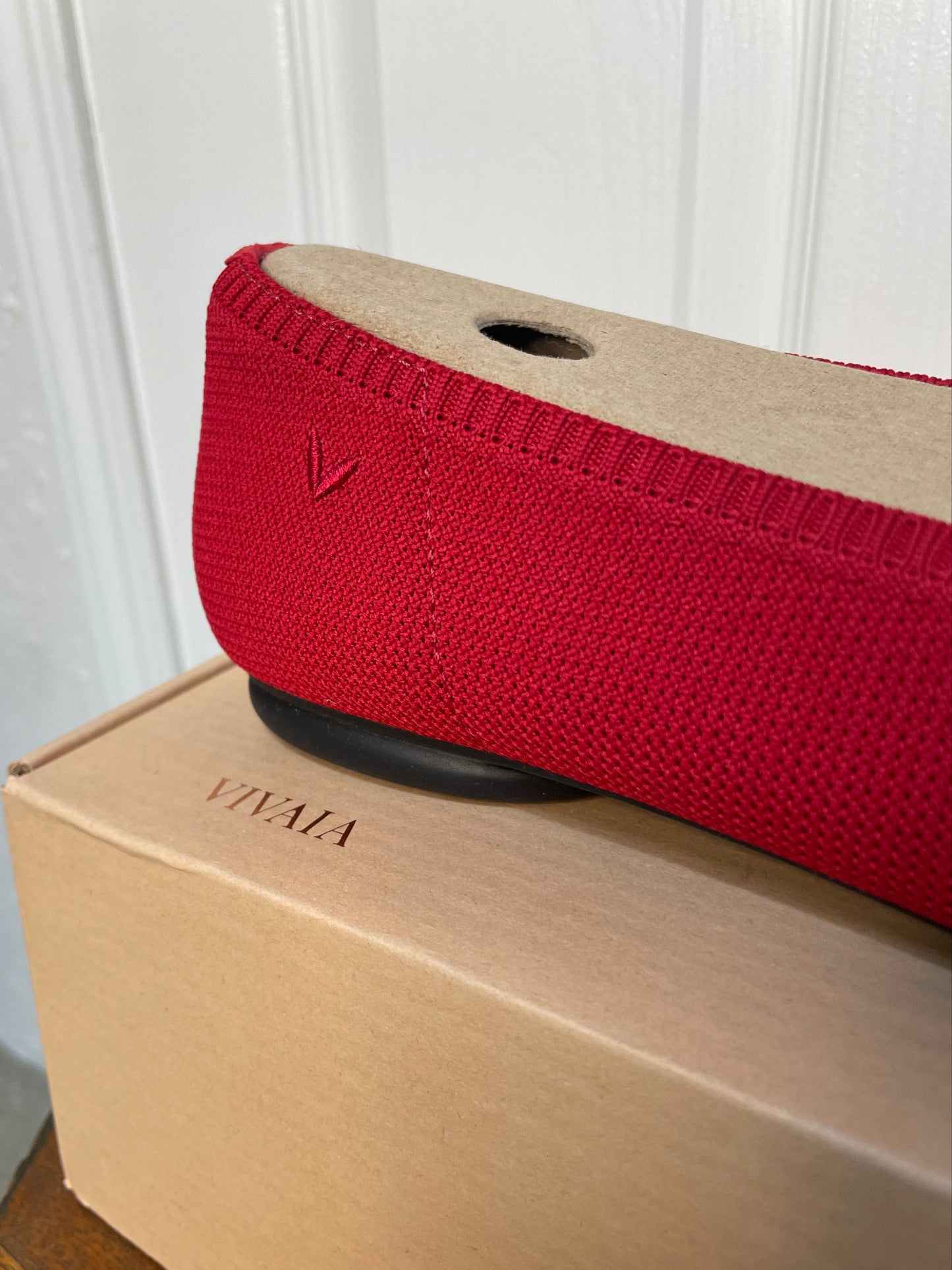 VIVAIA | Tamia Almond-Toe Ballet Flats {Women's Size EU 42/11.5 US}
