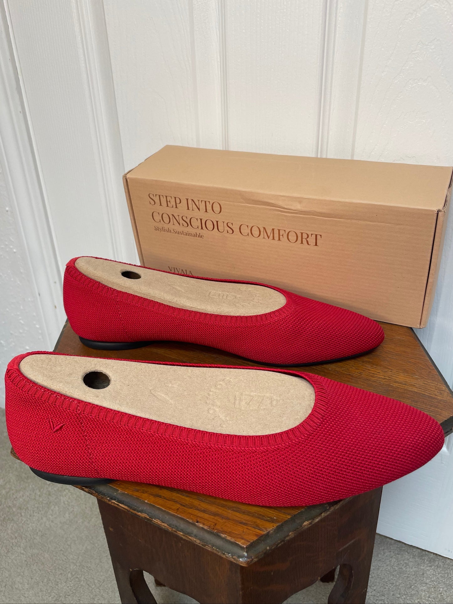 VIVAIA | Tamia Almond-Toe Ballet Flats {Women's Size EU 42/11.5 US}